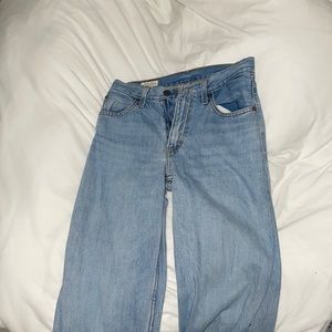 Levi’s Dad Jean, size 24, fits like 25, length 30, light wash